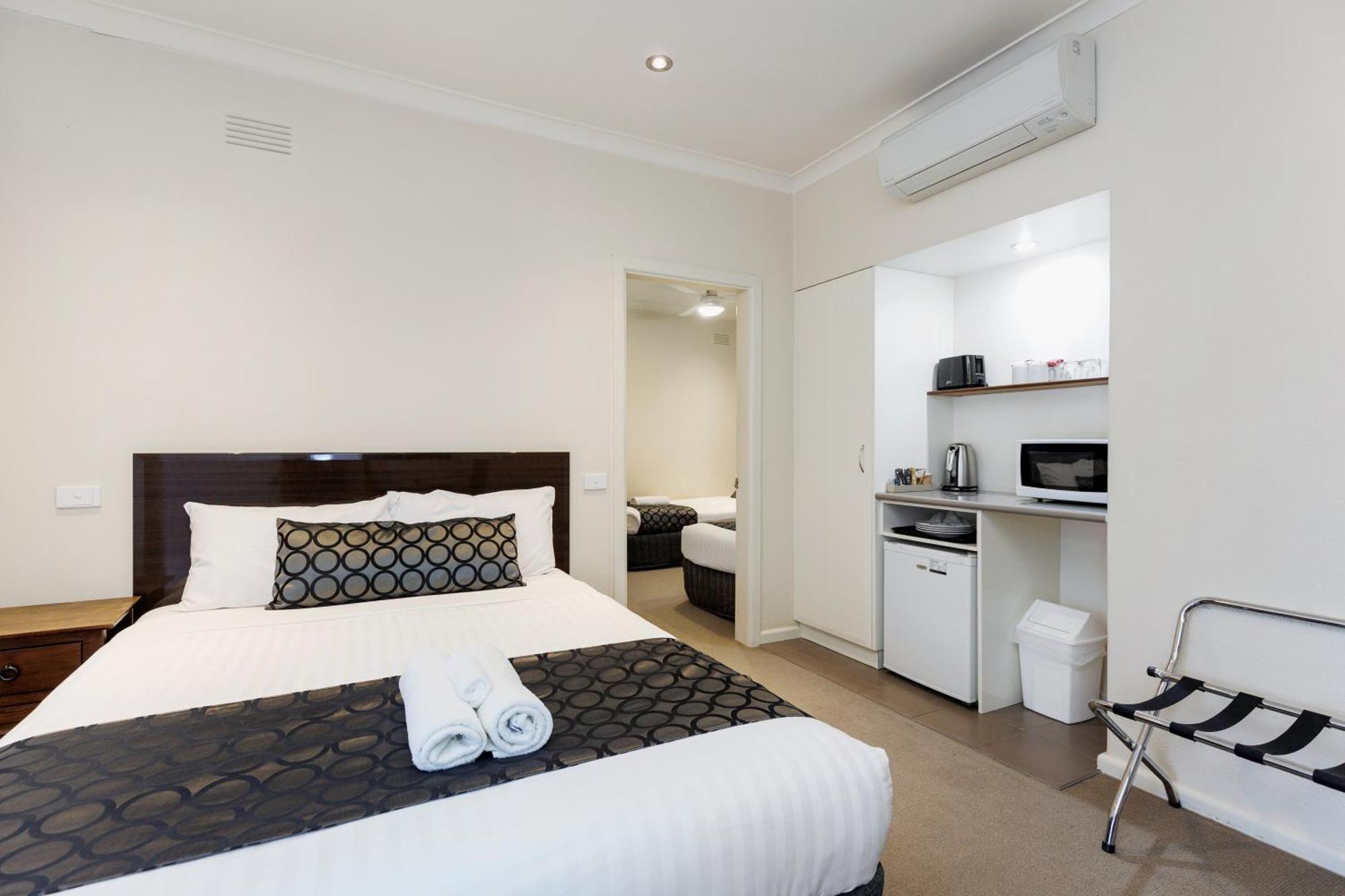 Amaroo Motel Tumuts Best Accommodation المظهر الخارجي الصورة