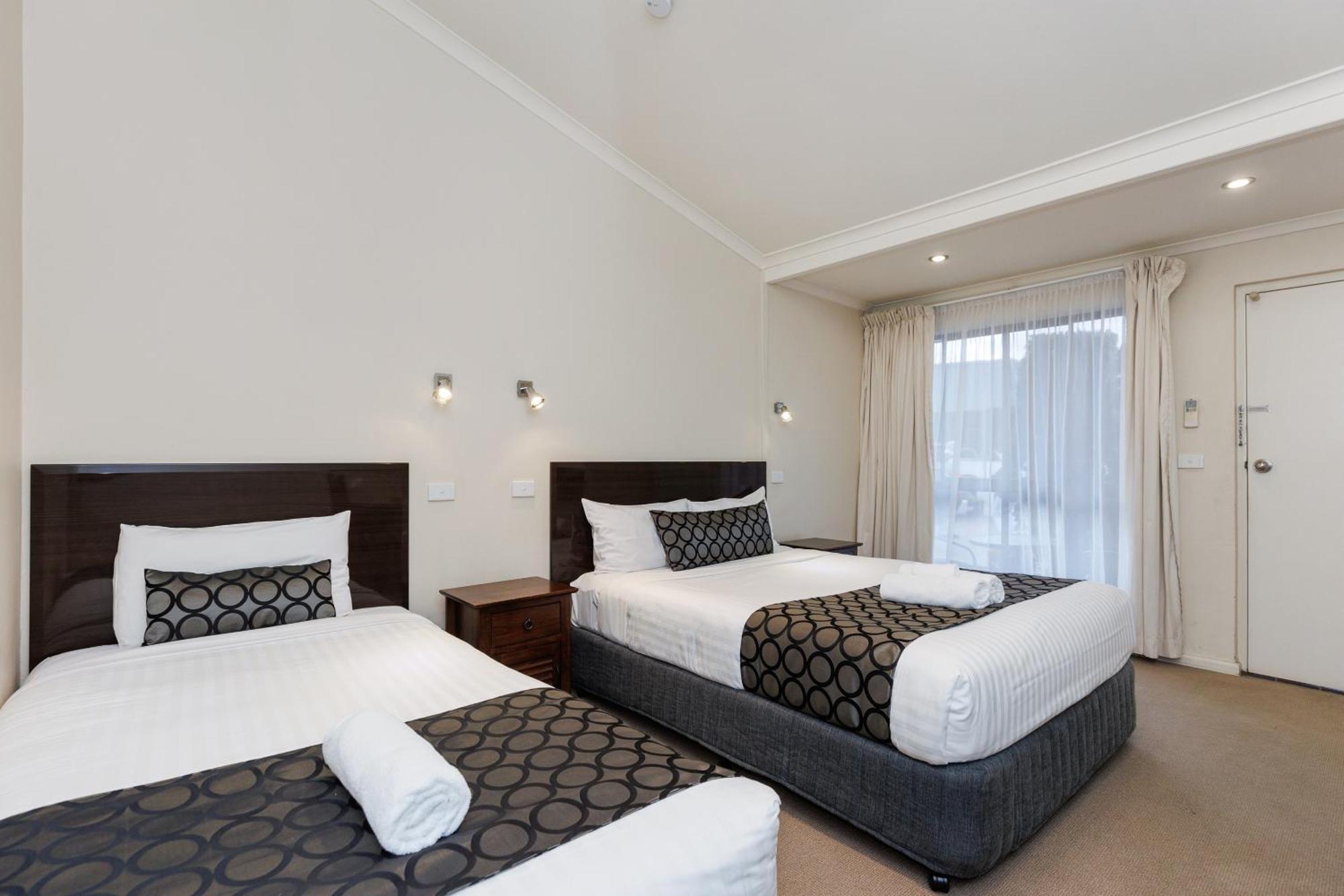 Amaroo Motel Tumuts Best Accommodation المظهر الخارجي الصورة